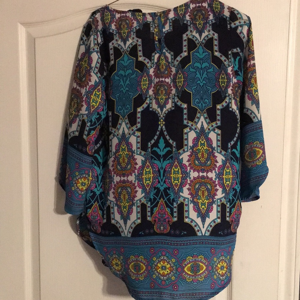 STATEMENT TOP - Picture 2 of 3